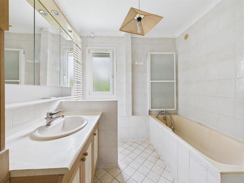 Maison - 165 m² - 6 pièces