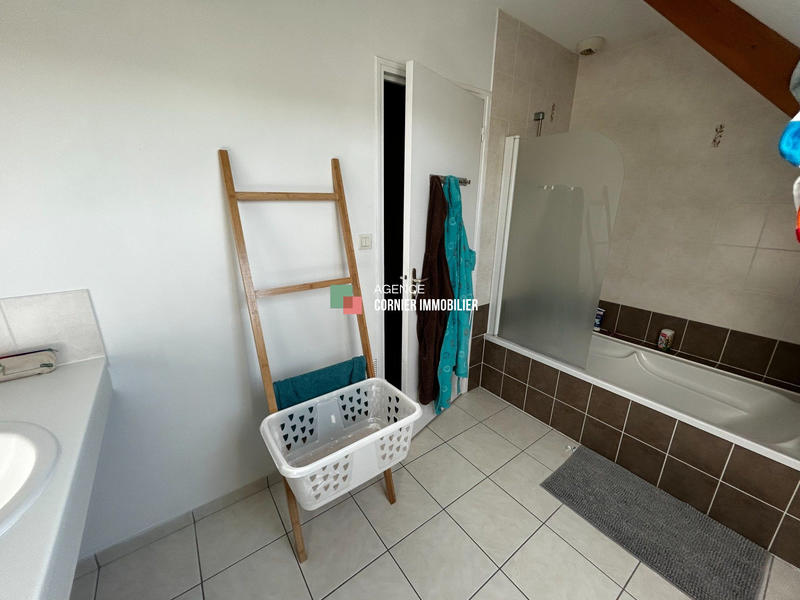 Maison - 105 m² - 4 pièces