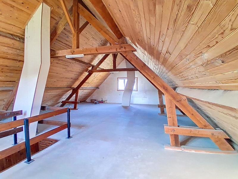 Maison - 94 m² - 4 pièces