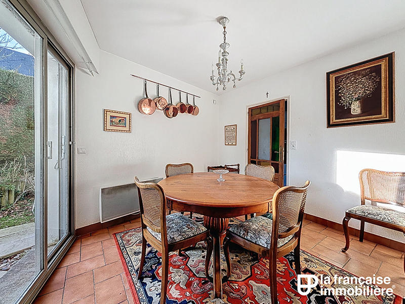 Maison - 155 m² - 8 pièces