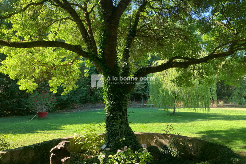 Bastide - 400 m² - 10 pièces
