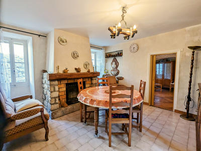 Maison de village - 66 m² - 5 pièces