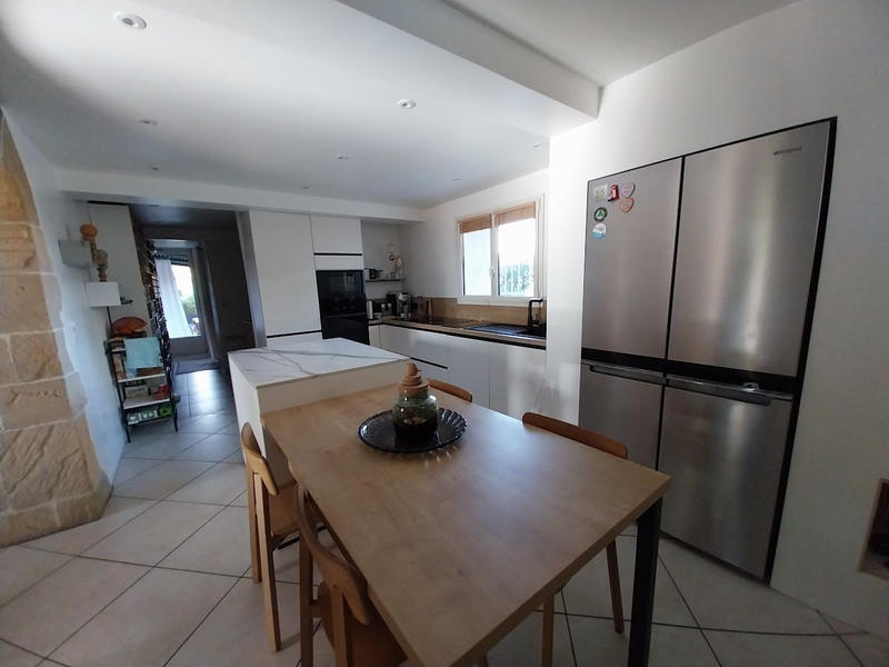 Maison - 270 m² - 7 pièces