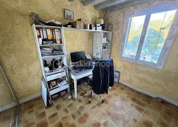 Maison - 187 m² - 7 pièces