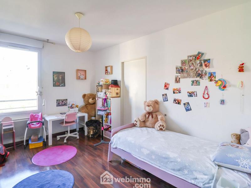 Appartement - 105 m² - 4 pièces