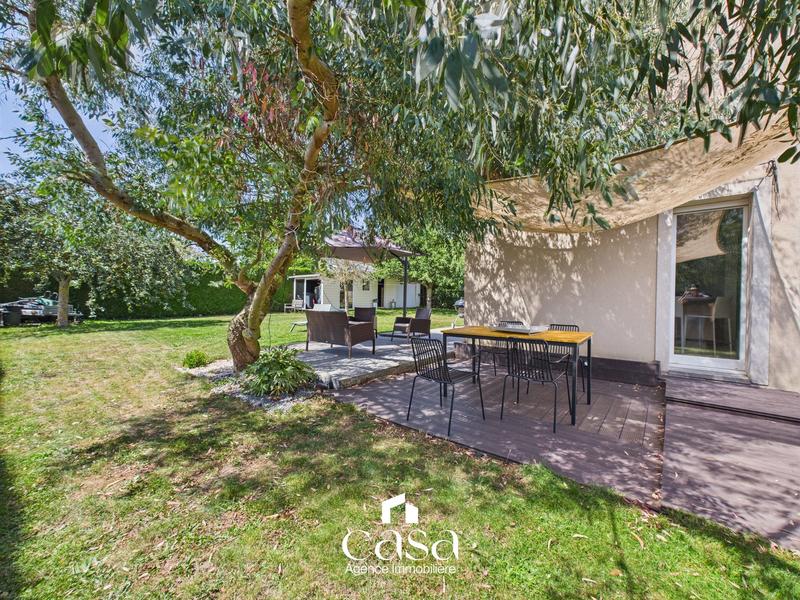 Maison - 137 m² - 6 pièces