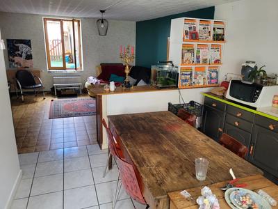 Maison - 105 m² - 4 pièces