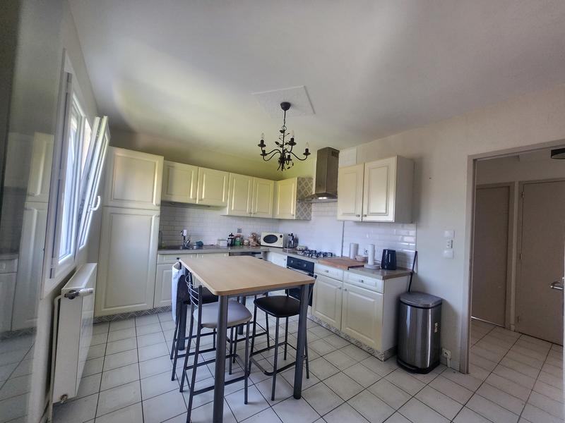 Maison - 145 m² - 7 pièces