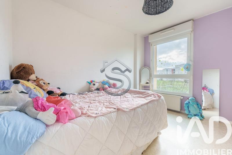 Appartement - 85 m² - 5 pièces