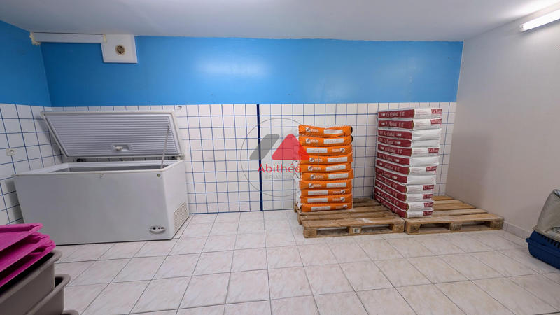 Fonds de commerce - Magasins - 60 m²