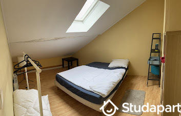 Chambre - 18 m² - 1 pièce