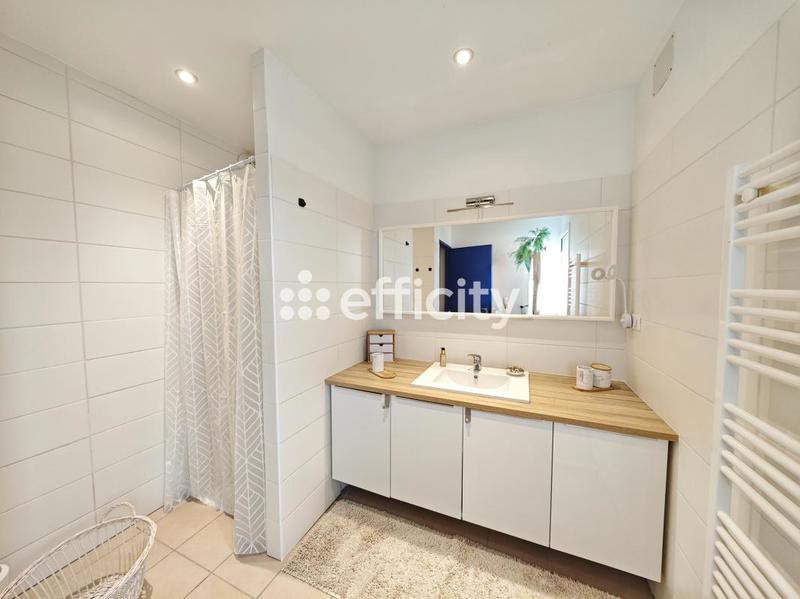 Maison - 122 m² - 6 pièces