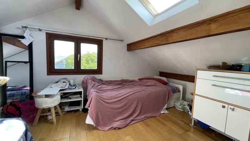 Maison - 95 m² - 5 pièces