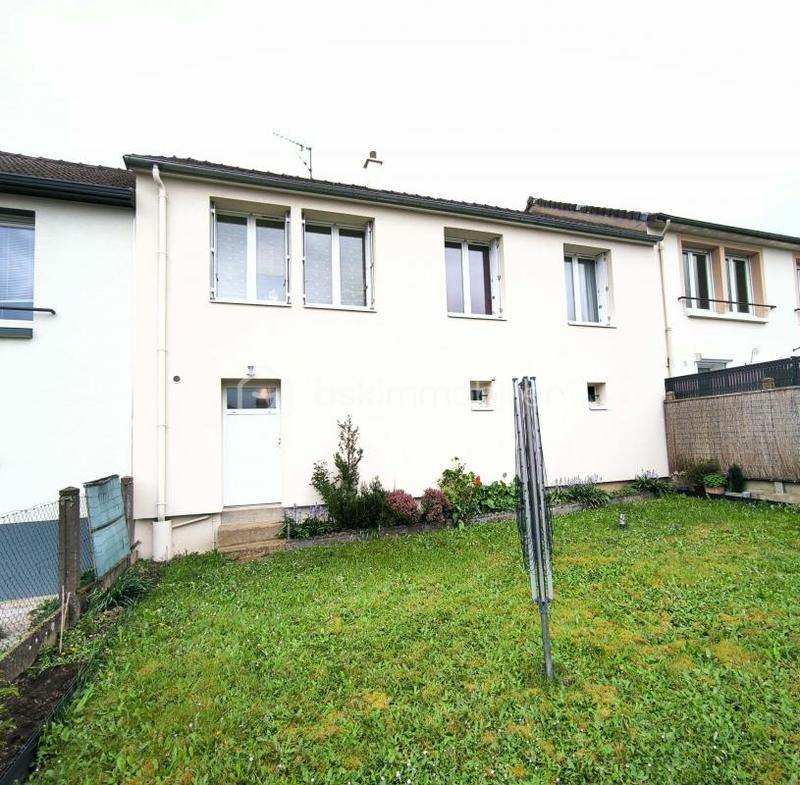 Maison de ville - 82 m² - 5 pièces