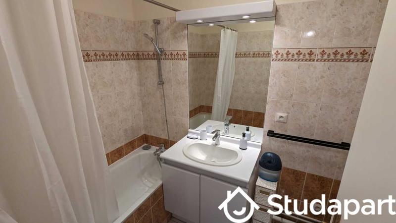 Chambre - 24 m² - 1 pièce