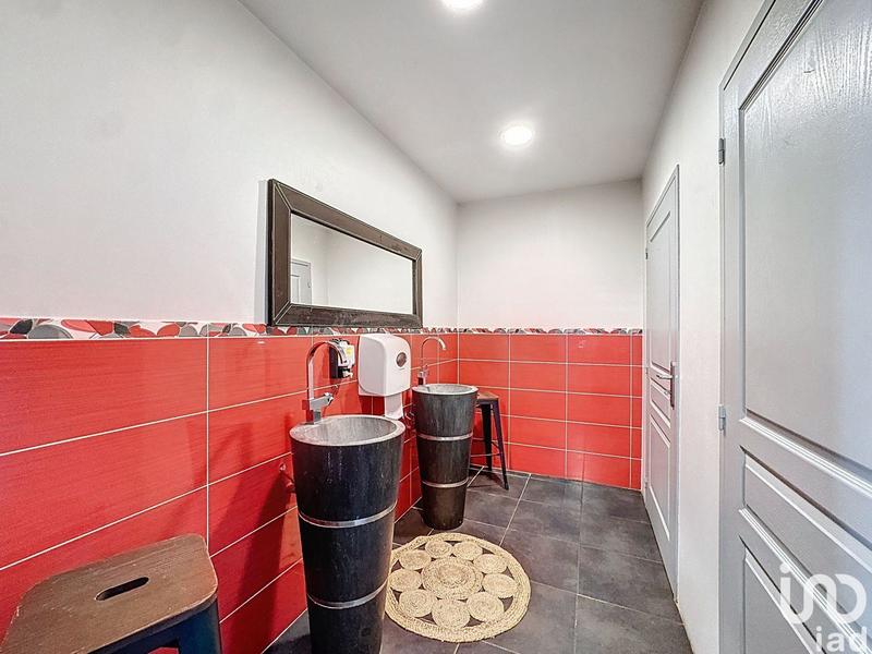 Local commercial - 200 m²