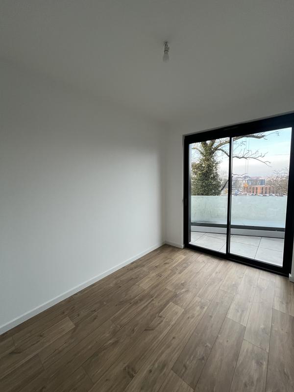 Appartement - 85 m² - 4 pièces