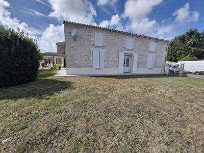 Maison - 110 m² - 7 pièces