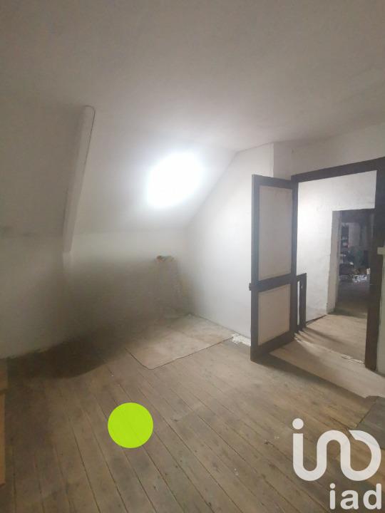 Maison - 219 m² - 9 pièces