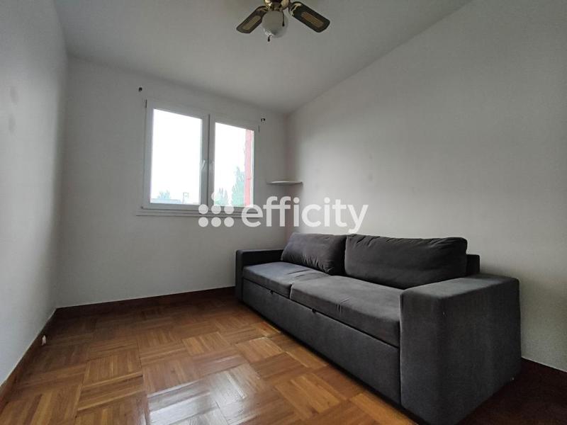 Appartement - 100 m² - 5 pièces