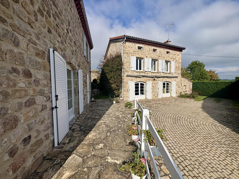 Maison - 197 m² - 6 pièces