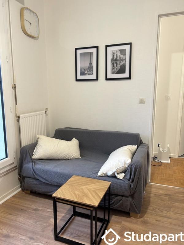 Chambre - 12 m² - 1 pièce