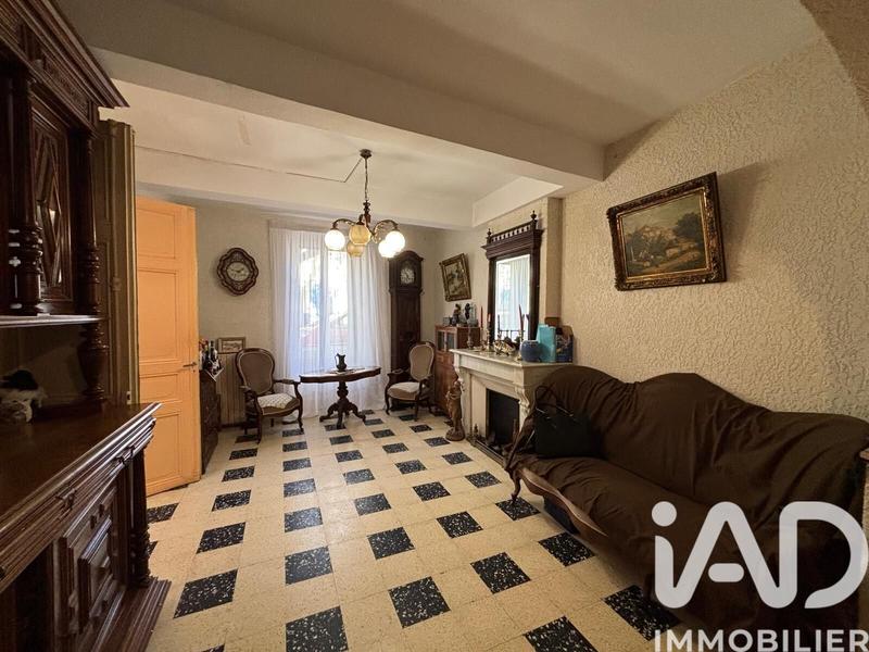 Maison de village - 288 m² - 8 pièces