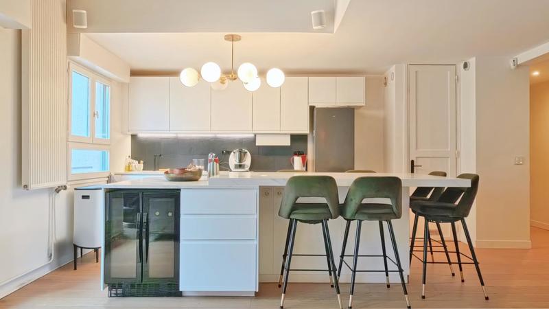 Appartement - 140 m² - 4 pièces