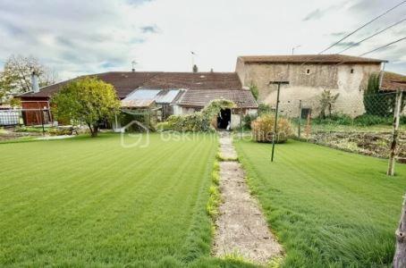 Maison de village - 90 m² - 4 pièces