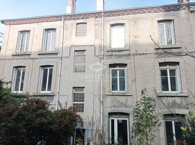 Immeuble - 443 m² - 15 pièces