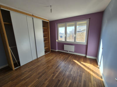 Appartement - 94 m² - 4 pièces