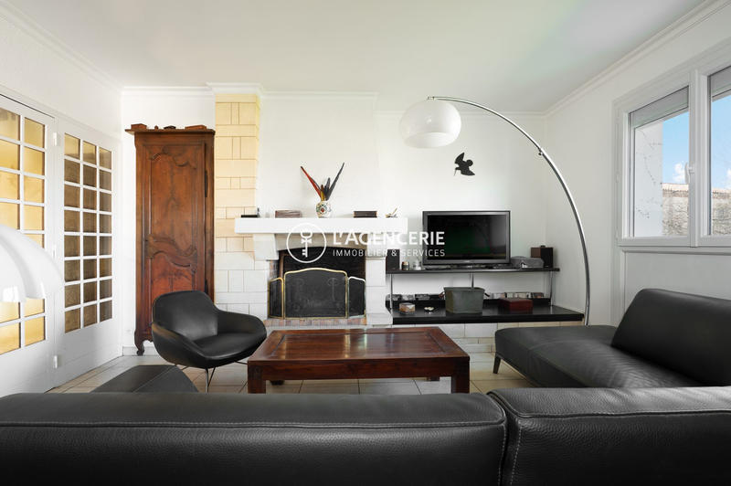 Maison traditionnelle - 140 m² - 5 pièces