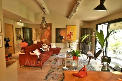 Maison - 120 m² - 2 pièces