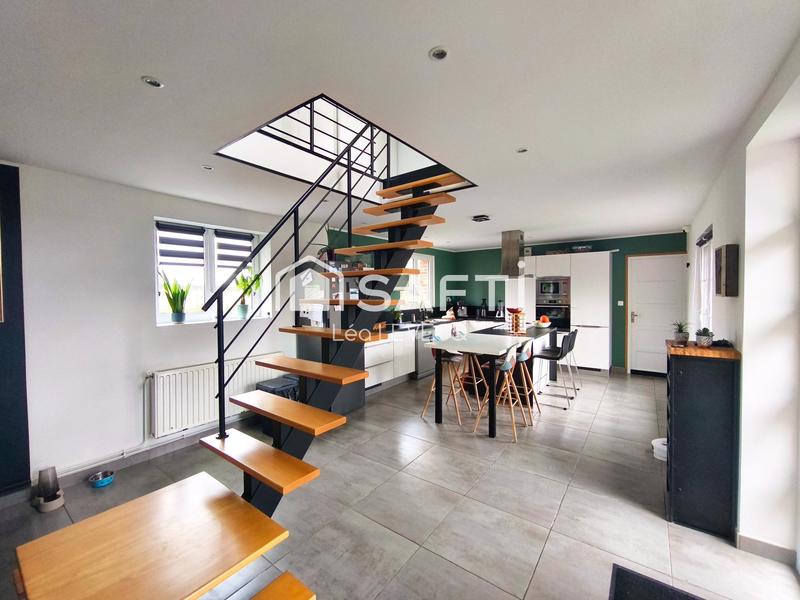 Maison - 180 m² - 7 pièces