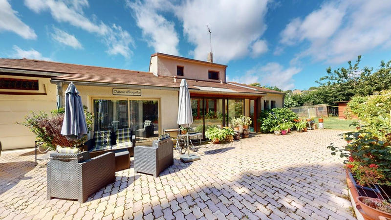 Maison - 172 m² - 7 pièces