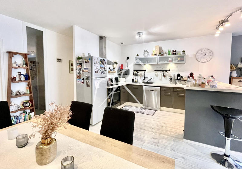 Appartement - 108 m² - 4 pièces