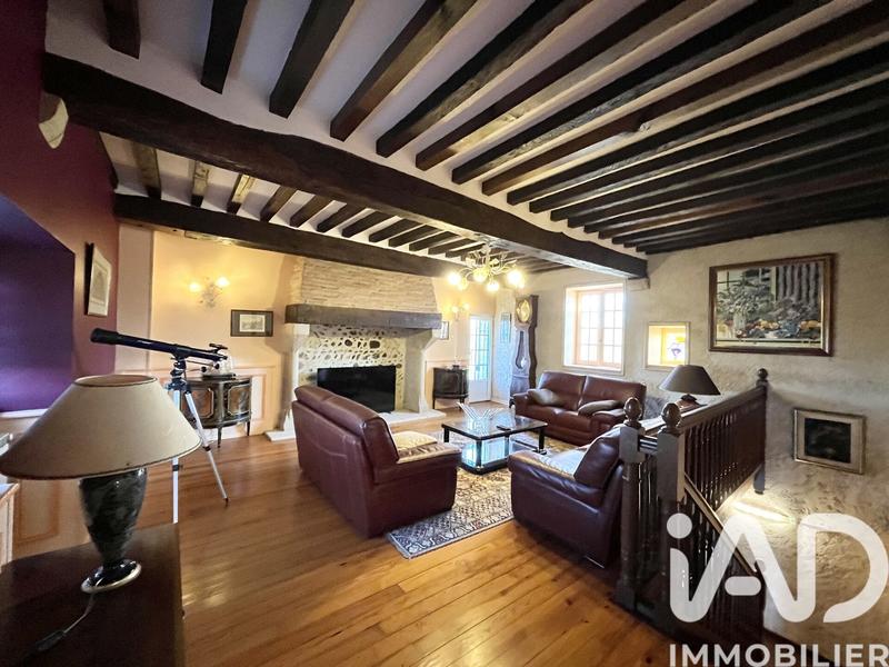 Maison - 200 m² - 8 pièces