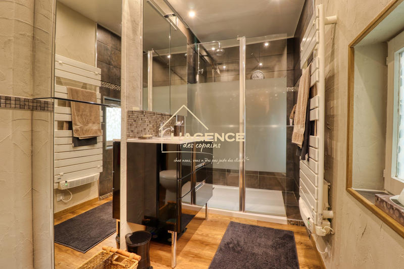 Maison - 111 m² - 5 pièces