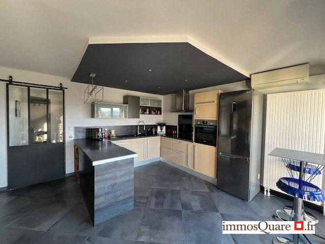 Appartement - 87 m² - 4 pièces