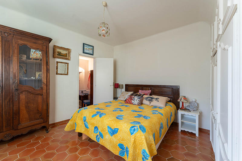 Maison - 180 m² - 6 pièces