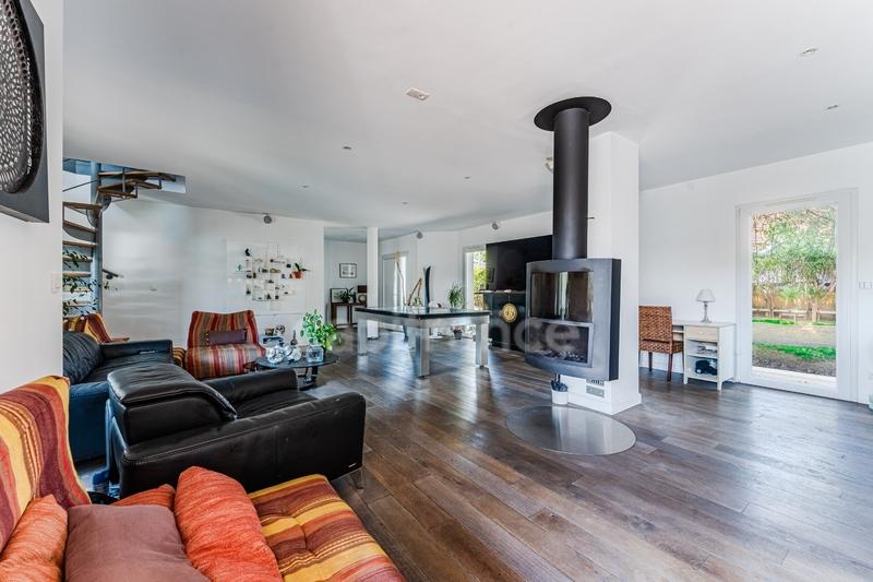 Maison d'architecte - 350 m² - 11 pièces