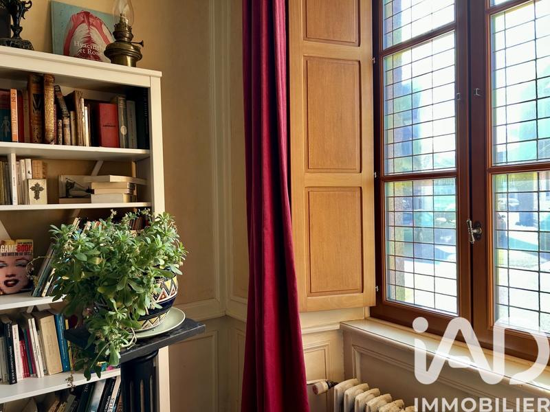 Maison - 340 m² - 12 pièces