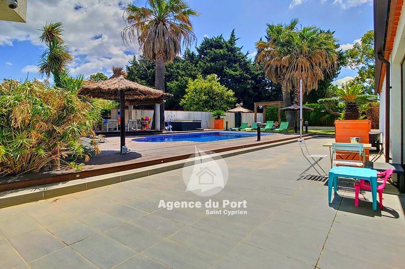 Villa - 200 m² - 6 pièces