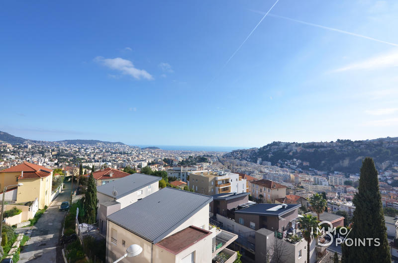 Appartement - 65 m² - 3 pièces