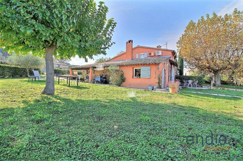 Maison - 350 m² - 14 pièces