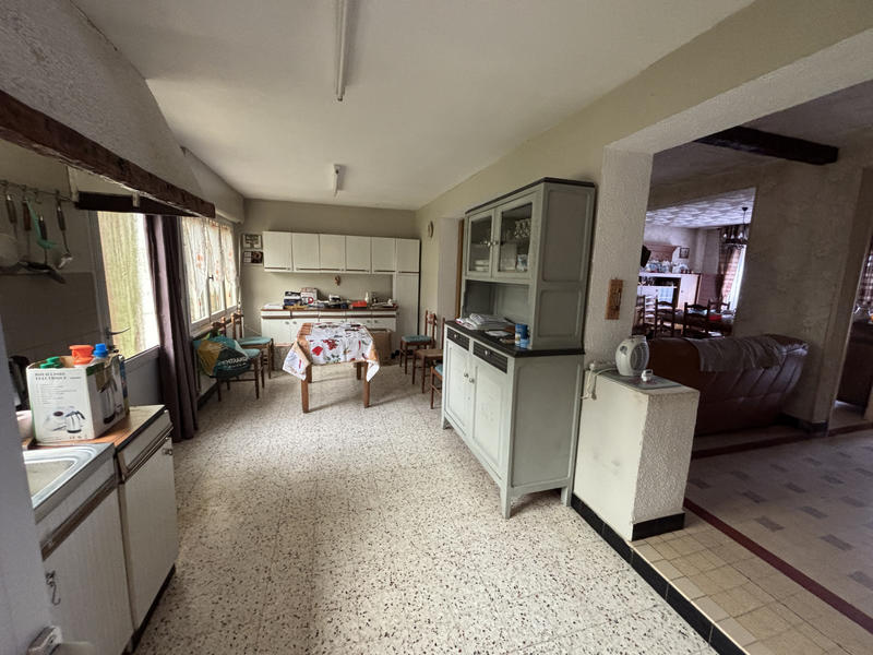 Maison - 96 m² - 5 pièces