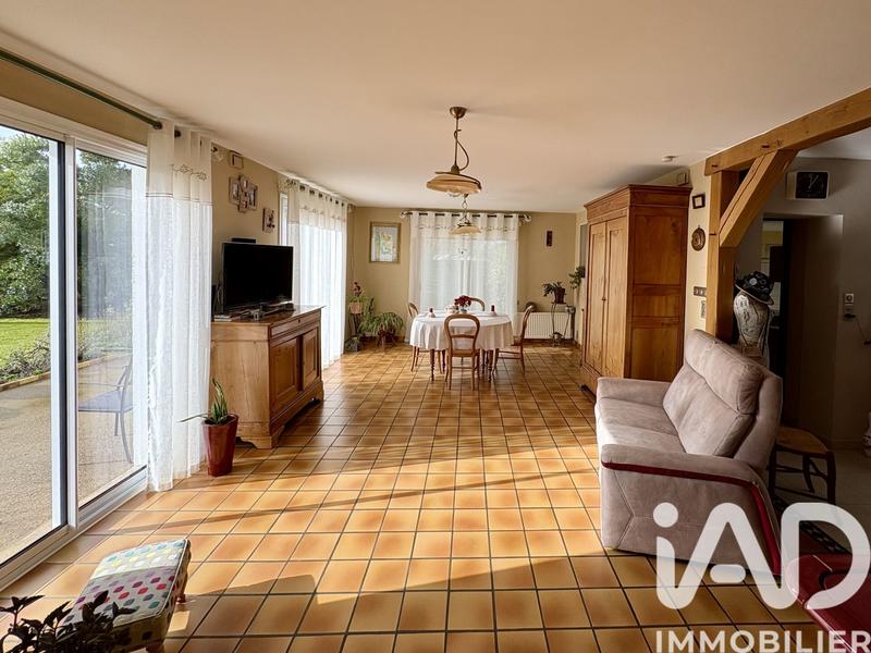 Maison - 163 m² - 6 pièces