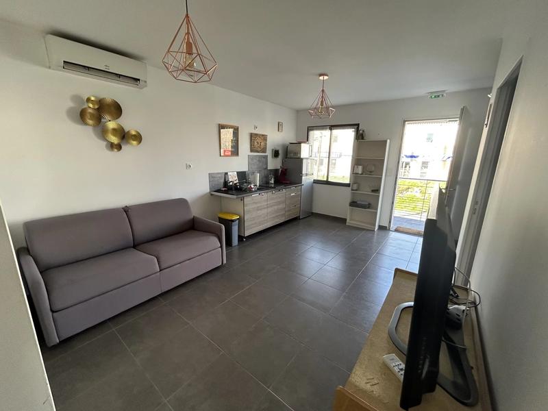 Magasins - 44 m² - 3 pièces