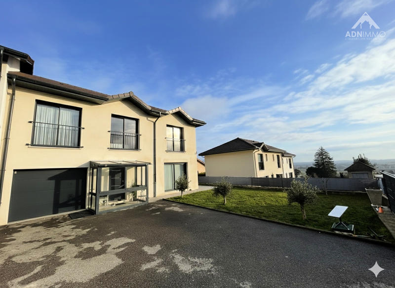 Maison - 115 m² - 5 pièces