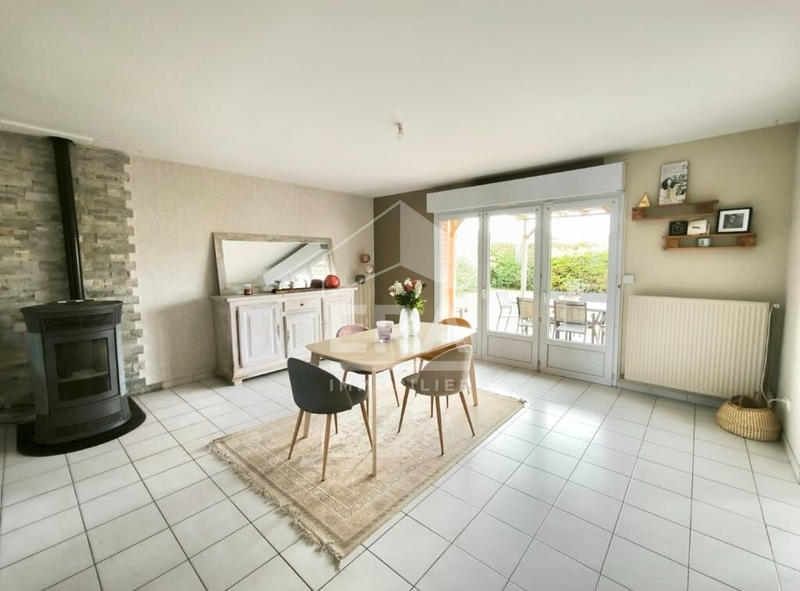 Maison - 107 m² - 6 pièces